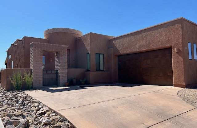 11488 North Moon Ranch Place