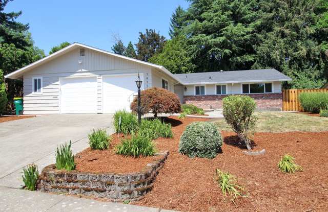 Stunning Remodeled 3 Bed/2.5 Beaverton Home – Highland Neighborhood