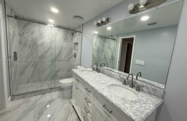 Photo of 5416 Eagle Lake Dr