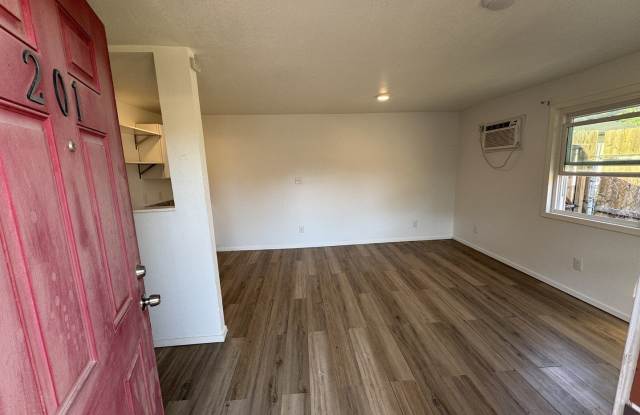 Photo of 411 Cincinnati