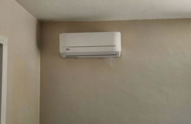 9717 Tujunga Canyon Boulevard