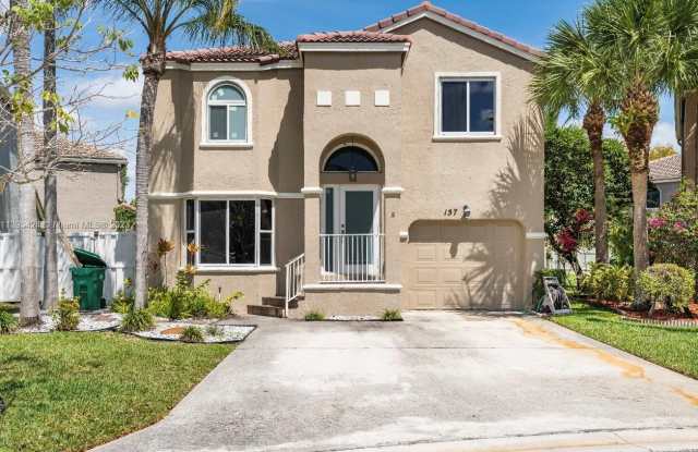 157 NW 117th Ter