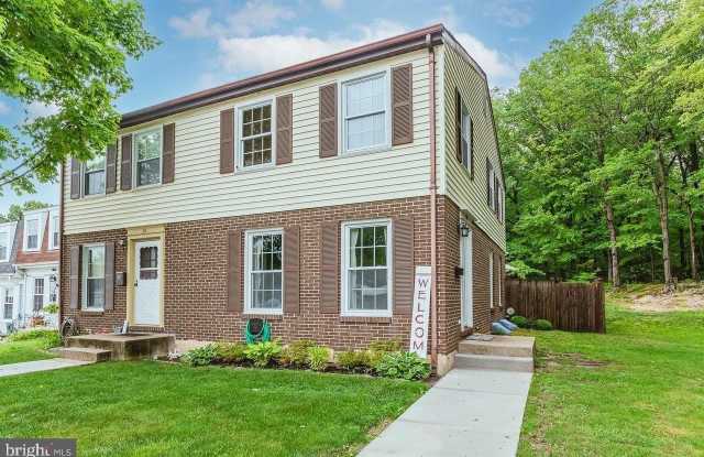 32 MELKEN Court unit: 7I