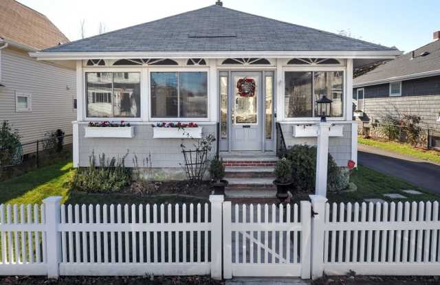 111 Darrow St.