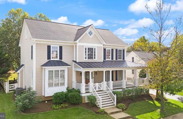 Photo of 708 IRVINE BANK Lane