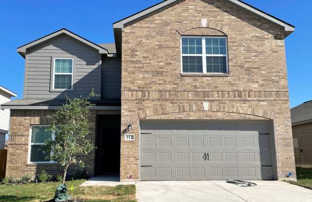 2542 Sq Ft, 5 Bed 2.5 Ba - 2 Living Rms  Walk-In Shower - Jarrell
