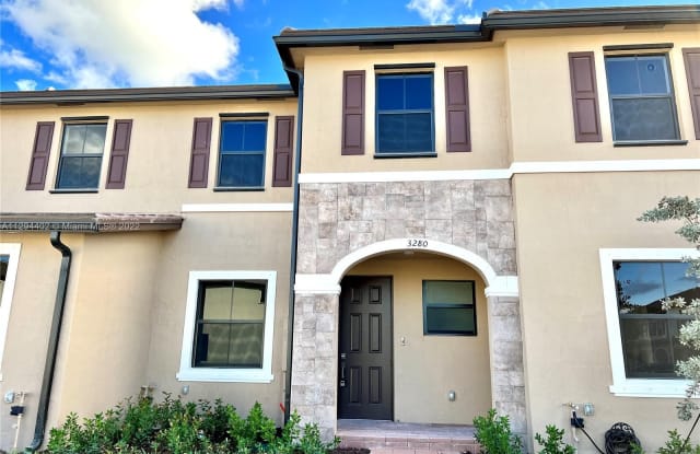 3280 W 114th Ter - 3280 West 114th Terrace, Hialeah, FL 33018