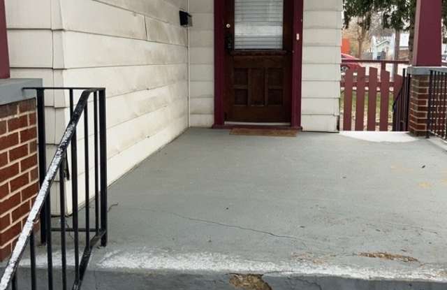 1150 Creighton Avenue