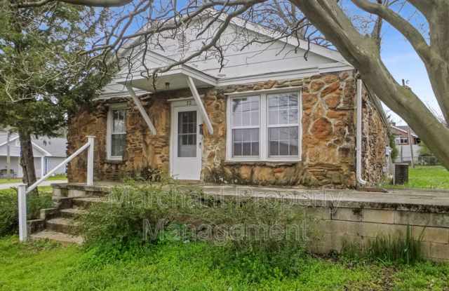12 Burgess Avenue