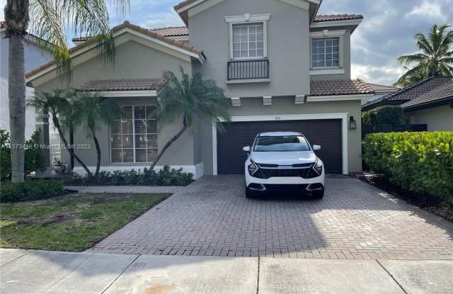 915 SW 155th Ct - 915 Southwest 155th Court, Miami-Dade County, FL 33194