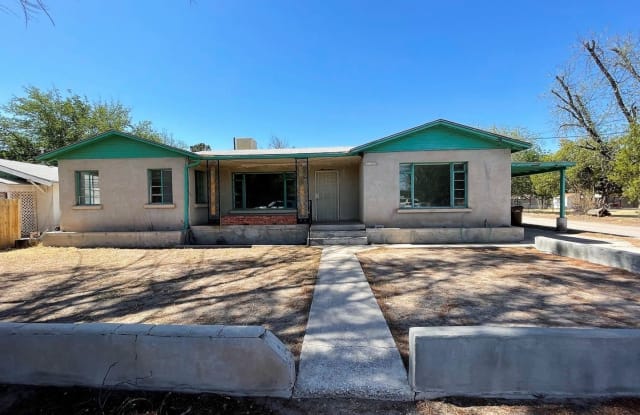 306 Conway Unit 1 - 306 West Conway Avenue, Las Cruces, NM 88005