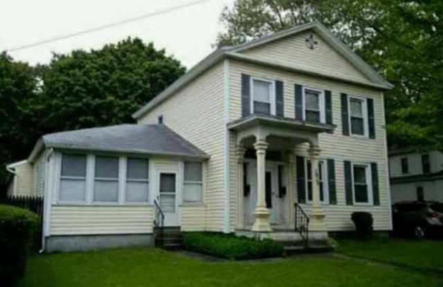 1010 Carbon Street Rear