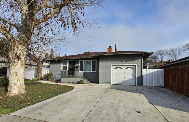 2069 Solano Way