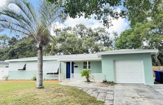 1560 Robinson Drive North