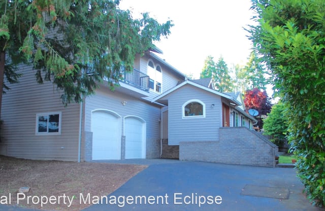 19525 61st Ave NE - 19525 61st Avenue Northeast, Kenmore, WA 98028