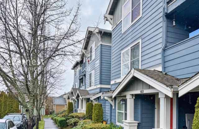 1698 25th Place Northeast