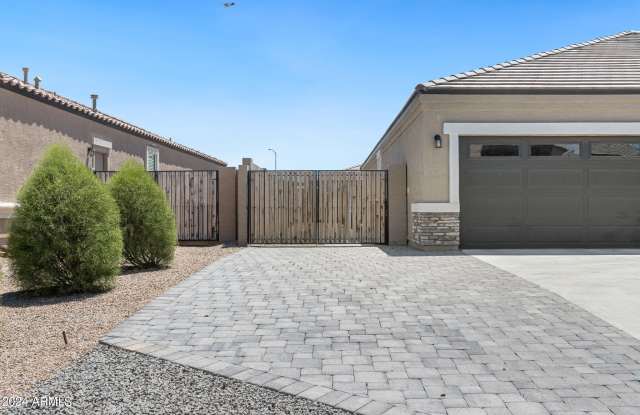 37981 W MONTSERRAT Street