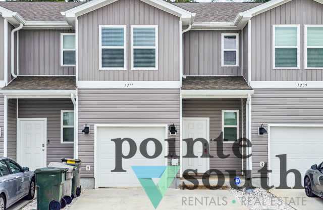 1211 Fairchild Village Dr