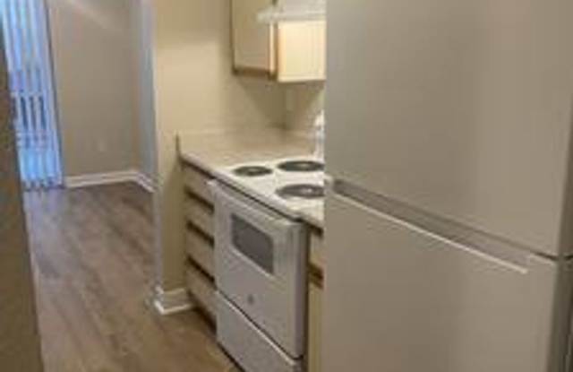 Chesapeake Pointe