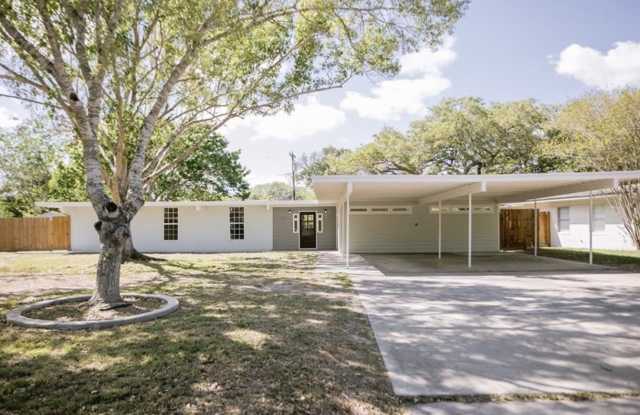 2807 Bluebonnet Street