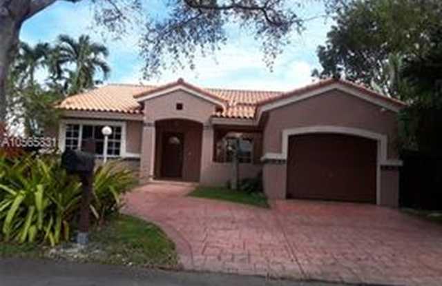 4211 Southwest 150th Avenue - 4211 Southwest 150th Avenue, Kendall West, FL 33185