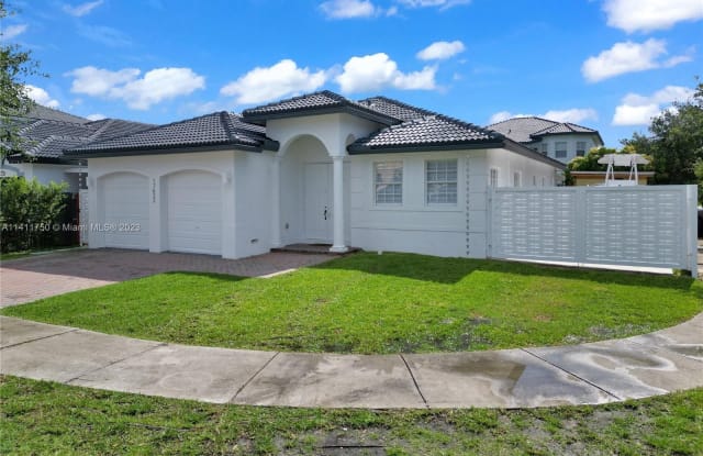 17632 SW 134th Ct - 17632 Southwest 134th Court, Richmond West, FL 33177