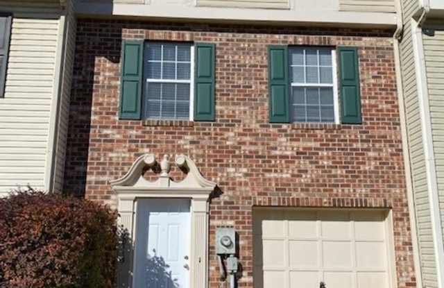 COMING SOON! Gorgeous 3 Bedroom Townhome!