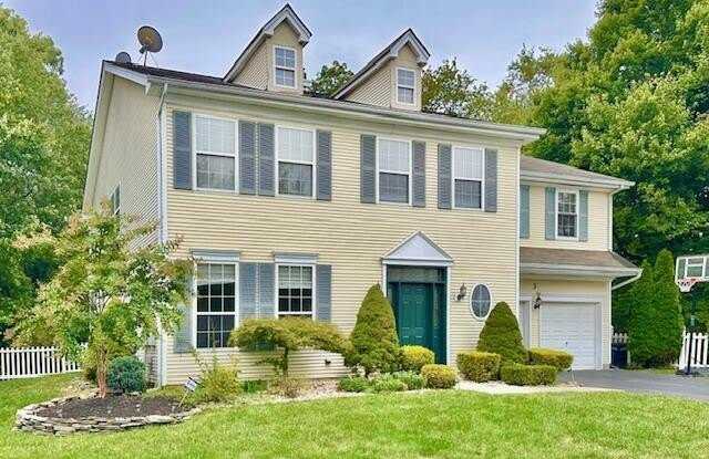 Photo of 3 Mountain Laurel Road