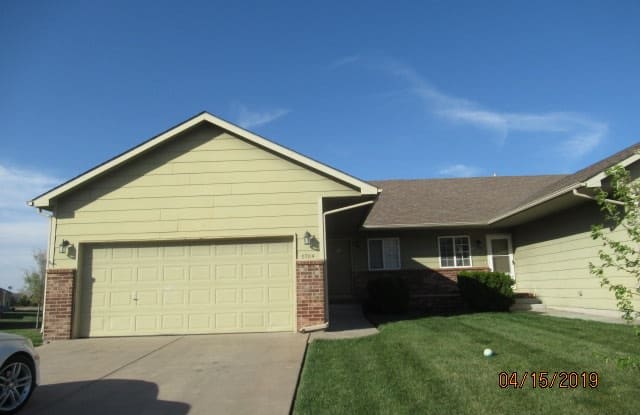 8704 W Havenhurst St - 8704 West Havenhurst Court, Wichita, KS 67205