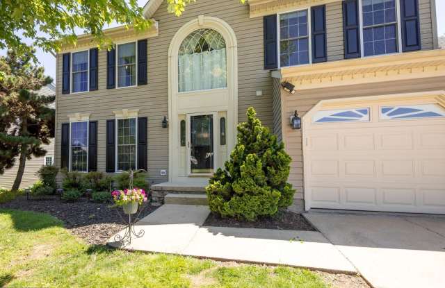 740 HICKORY LIMB Circle
