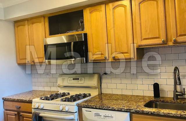 1824 Lancashire Ct