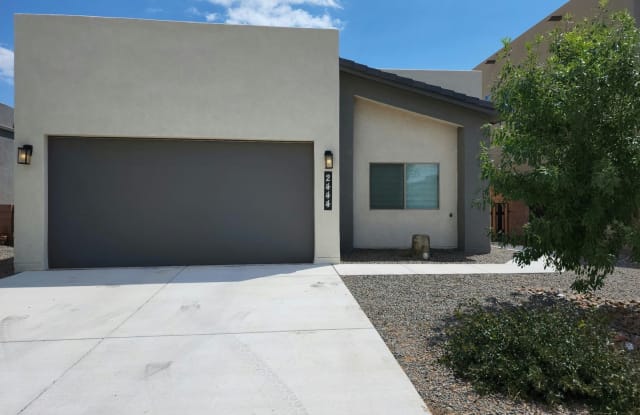 2444 Nugget - 2444 Nugget St SE, Rio Rancho, NM 87124