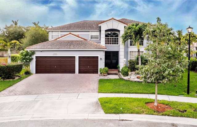 1898 NW 141st Ave