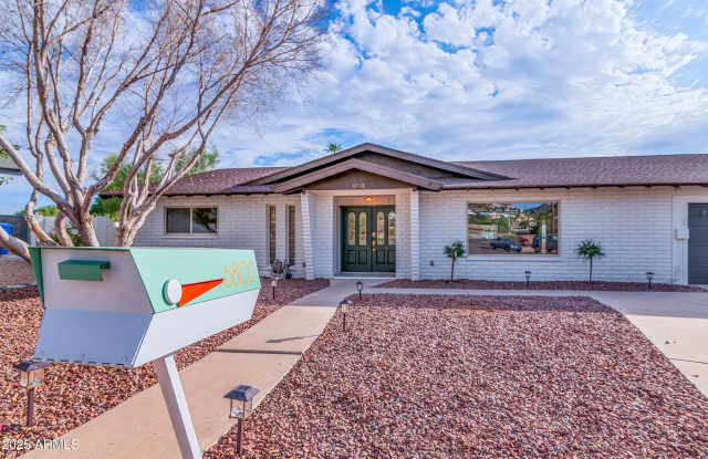 Photo of 6802 N 22ND Place