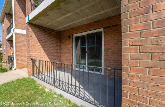 205 West End Avenue unit: Bldg 1 - Apt 2