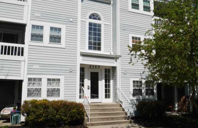 2 Bedroom Condo Located in Villages of Montgomery Run- Ellicott City