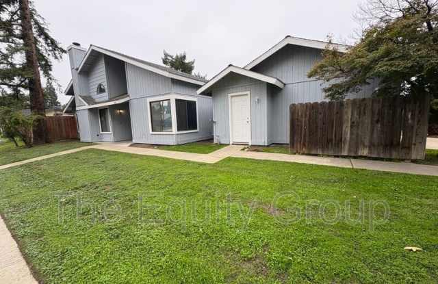 1642 North Goddard St