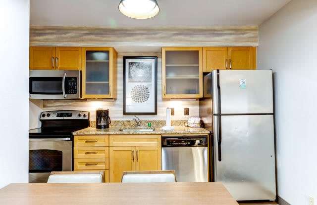 8011 Galleria Parkway Unit E32