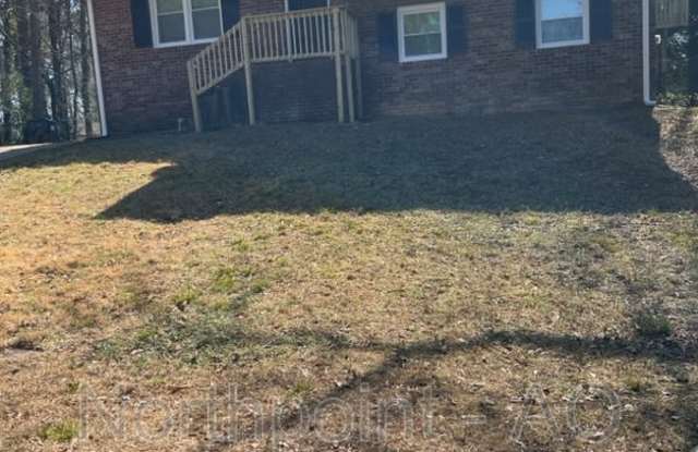 1689 Thrasher Ct