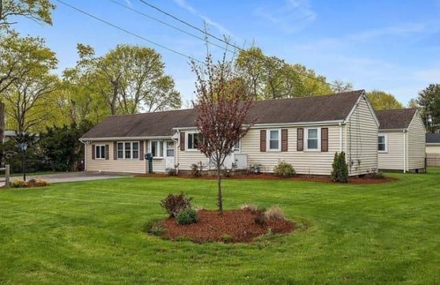 449 Pond St. - 449 Pond Street, Weymouth Town, MA 02190