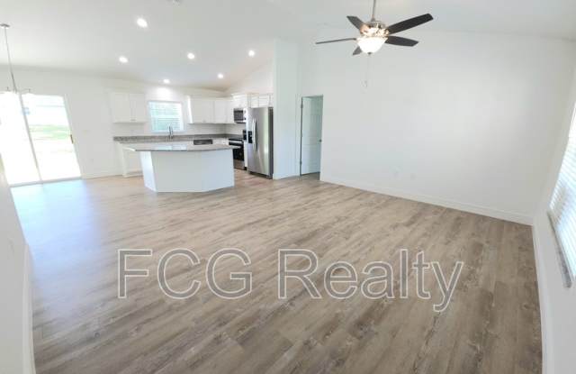 3068 SW 131st Place Rd