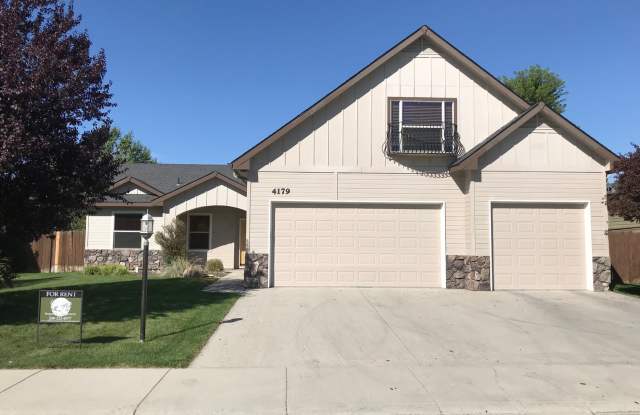 3 bedroom 2 bathroom Meridian home with bonus room! - $500 OFF FIRST MONTH'S RENT!