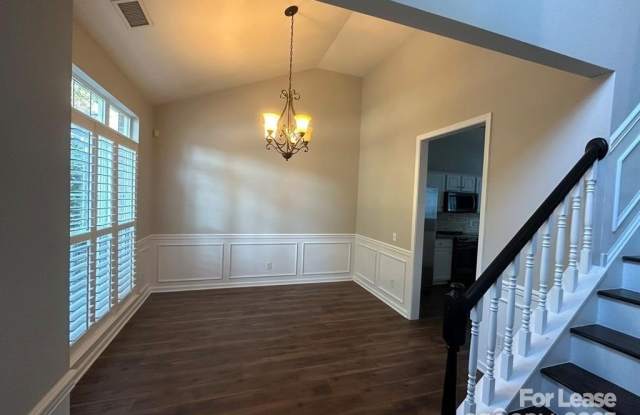 8712 Fieldcroft Drive