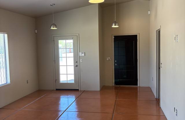 1014 East Linden Street