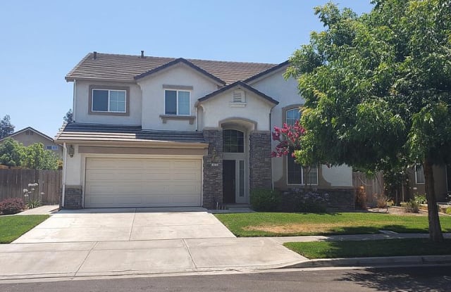 1072 Moonbeam Way - 1072 Moonbeam Way, Turlock, CA 95382