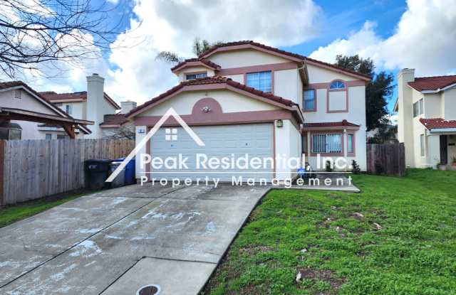 Spacious 3bd/3ba House with 2 Car Garage - 5 Pitcairn Court, Sacramento, CA 95823