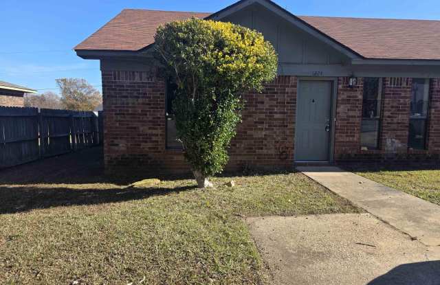 Photo of 122 N Park Street