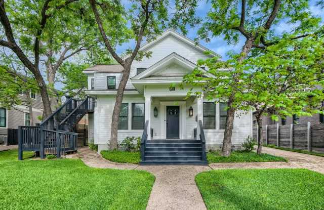 Photo of 612 Blanco Street