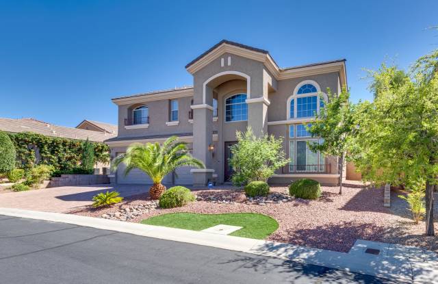 STUNNING 4BD/4BA IN ANTHEM W/ TONS OF UPGRADES! 3-CAR GARAGE!