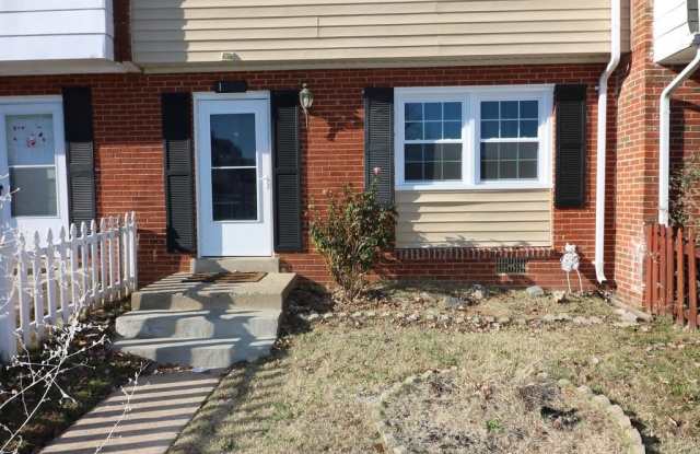 1717 FORT HENRY Court